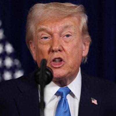 🌙美国前总统奥巴马2月13日发文写道：“今天，特朗普政府废除了‘危害认定’：这