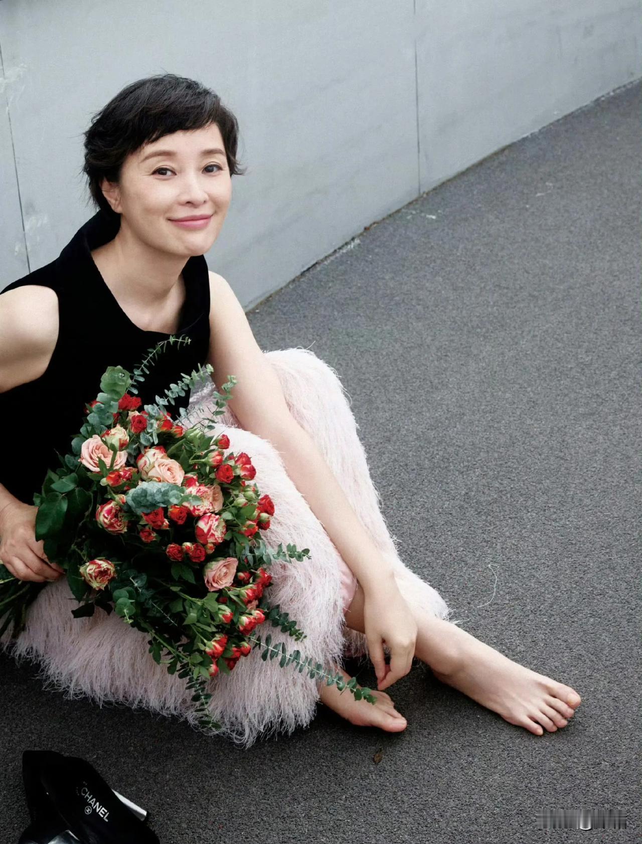 上了年龄的女明星，拼的是气质！
