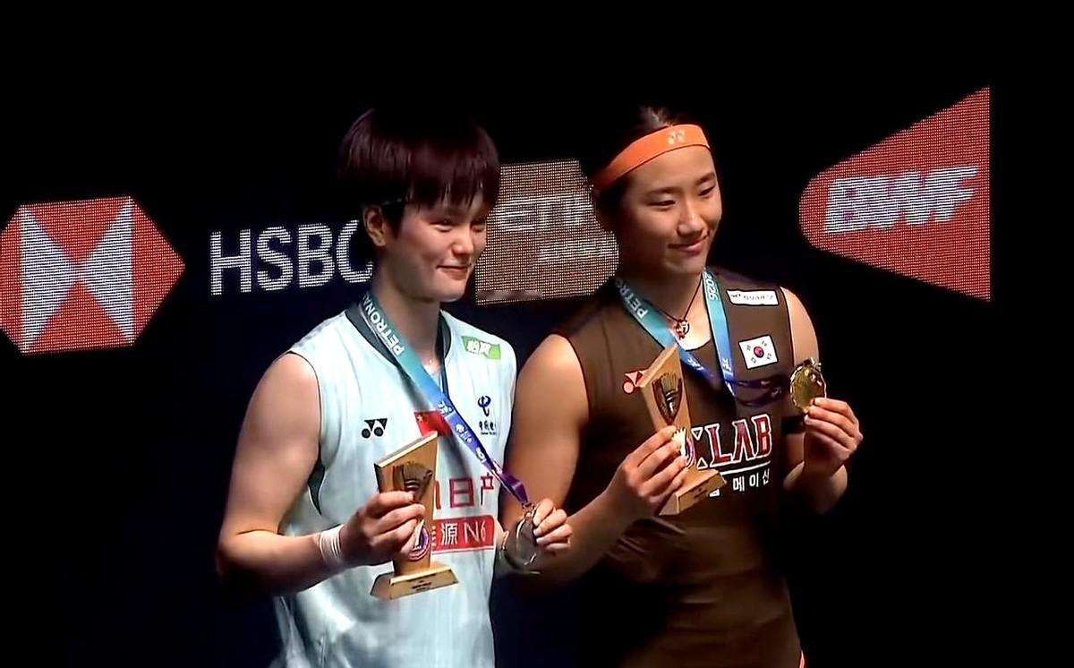 输了也就算了，但被9连杀了……

尤其第二局，王祉怡一度打出17-9的巨大优势，