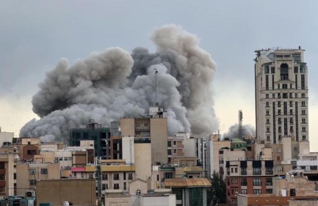 死伤惨重！美以谴责伊朗导弹每天都在伤害无辜，白宫发言人称美国从不伤害平民！
新华