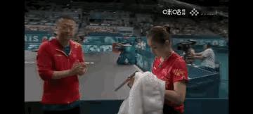 打完比赛第一件事是收好球拍，爱与不爱真的很明显🥹🥹#陈梦vs申裕斌# ​​​