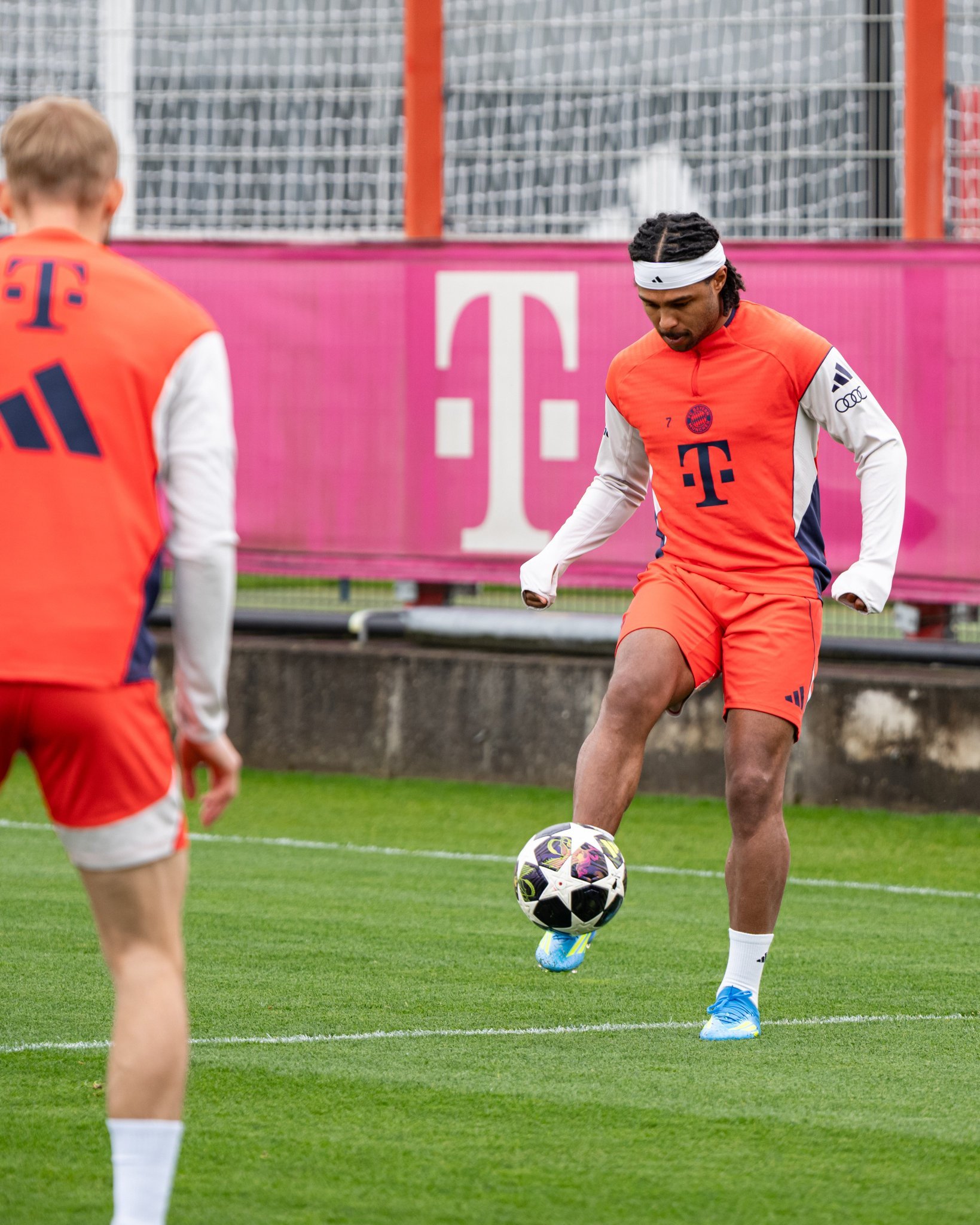 格纳布里回归了球队训练 