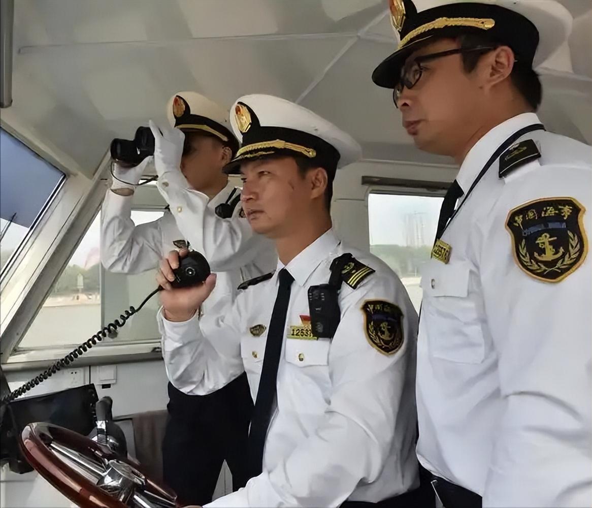 中国科考船出海干活，外媒却硬说它在盯着美航母，这是有多心虚？。2026 年上半年