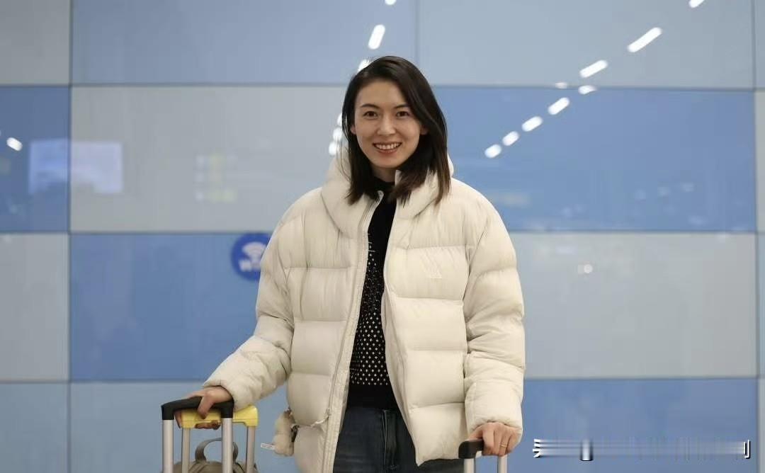 哲特苏俱乐部官方给欢迎缪伊雯： 欢迎来到哲特苏！
耍姐安全抵达哈萨克斯坦！
稍作