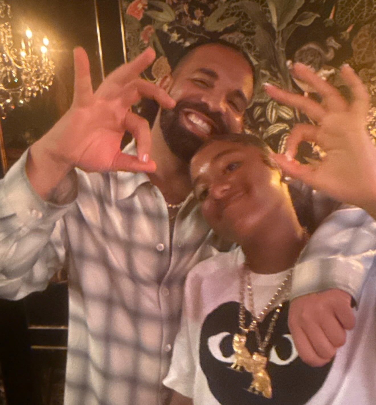 Drake 庆祝 Boi-1da 女儿 Shayla 的生日，秀出合影，SGA 