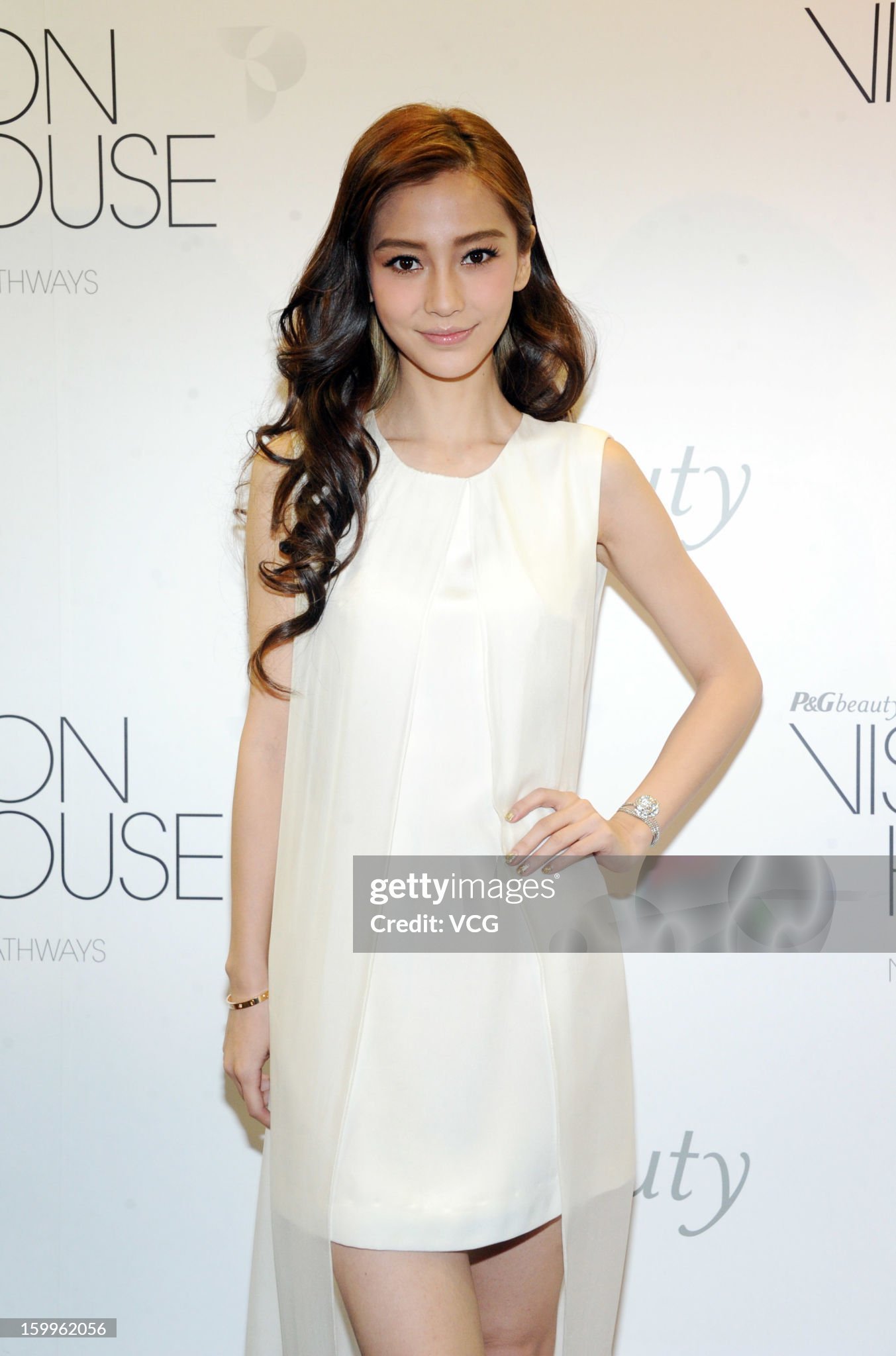 angelababy angelababy  每天都在想你，像满天星，细细碎碎，