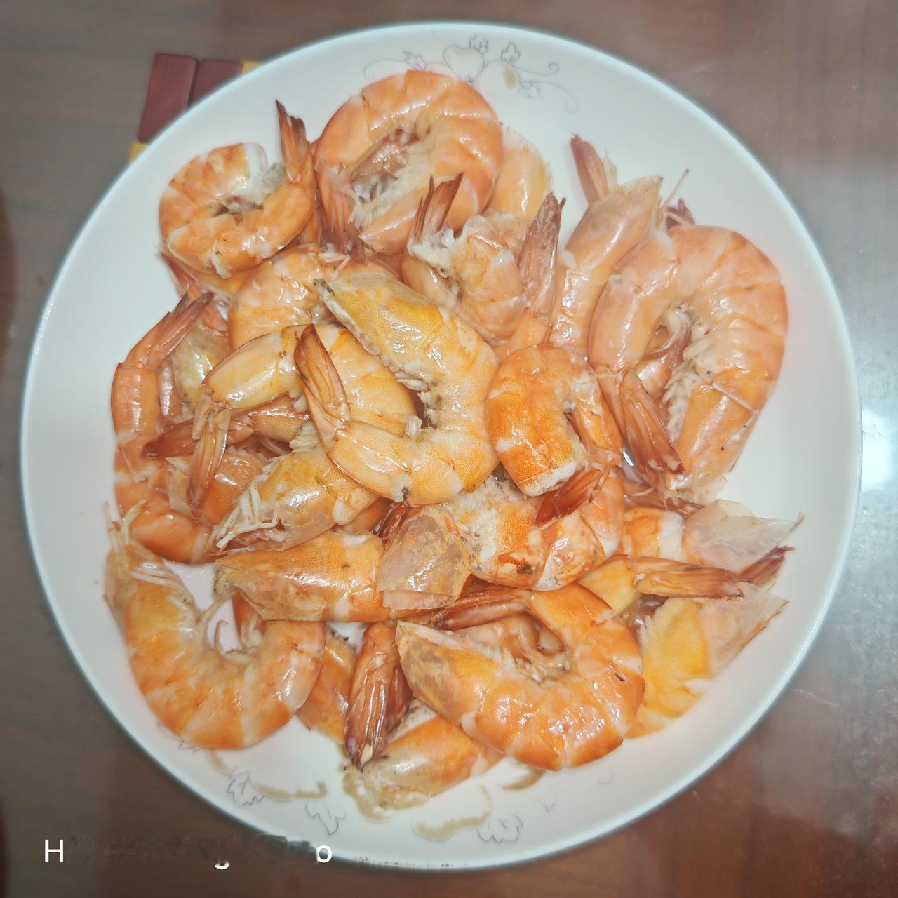 生活就像虾，有甜也有苦。晚饭小吃，生活要甜起来