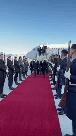 3月29日，叙利亚总统艾哈迈德·沙拉时候抵达柏林，这是25年来叙利亚总统首次访问