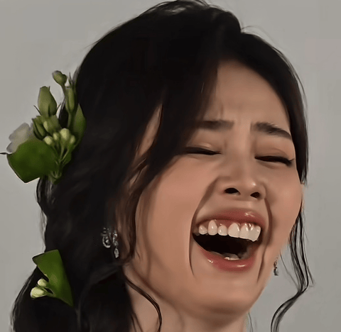 支持女明星大笑自由