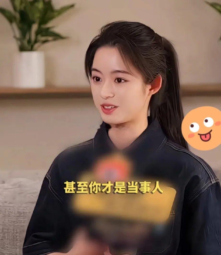 黄杨钿甜近日委屈回应“耳环风波”，恰逢其主演大女主剧《冰湖重生》口碑崩盘、豆瓣仅