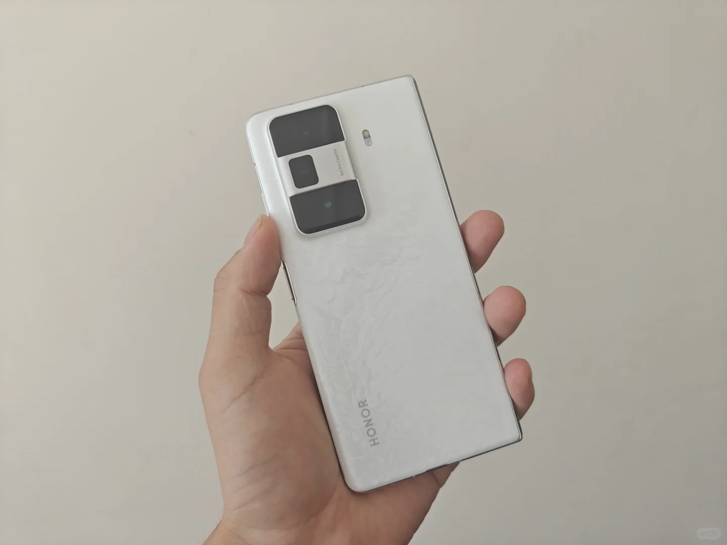 6999 元起步的荣耀 MagucVs 是不是很划算？