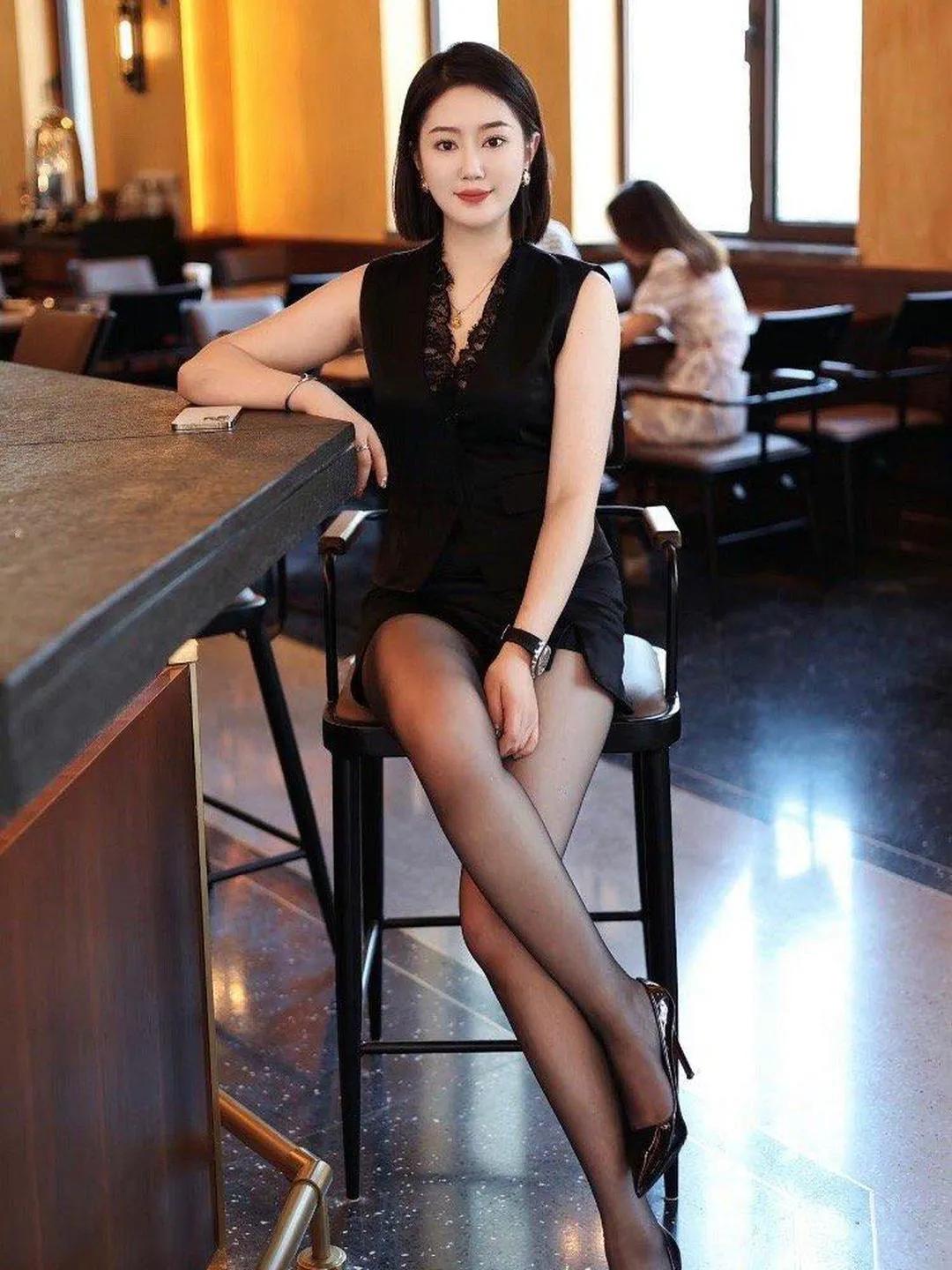 有同居史就等于二婚吗？
有些女人曾和男友同居过，可有些相亲对象就认为娶一个有过同
