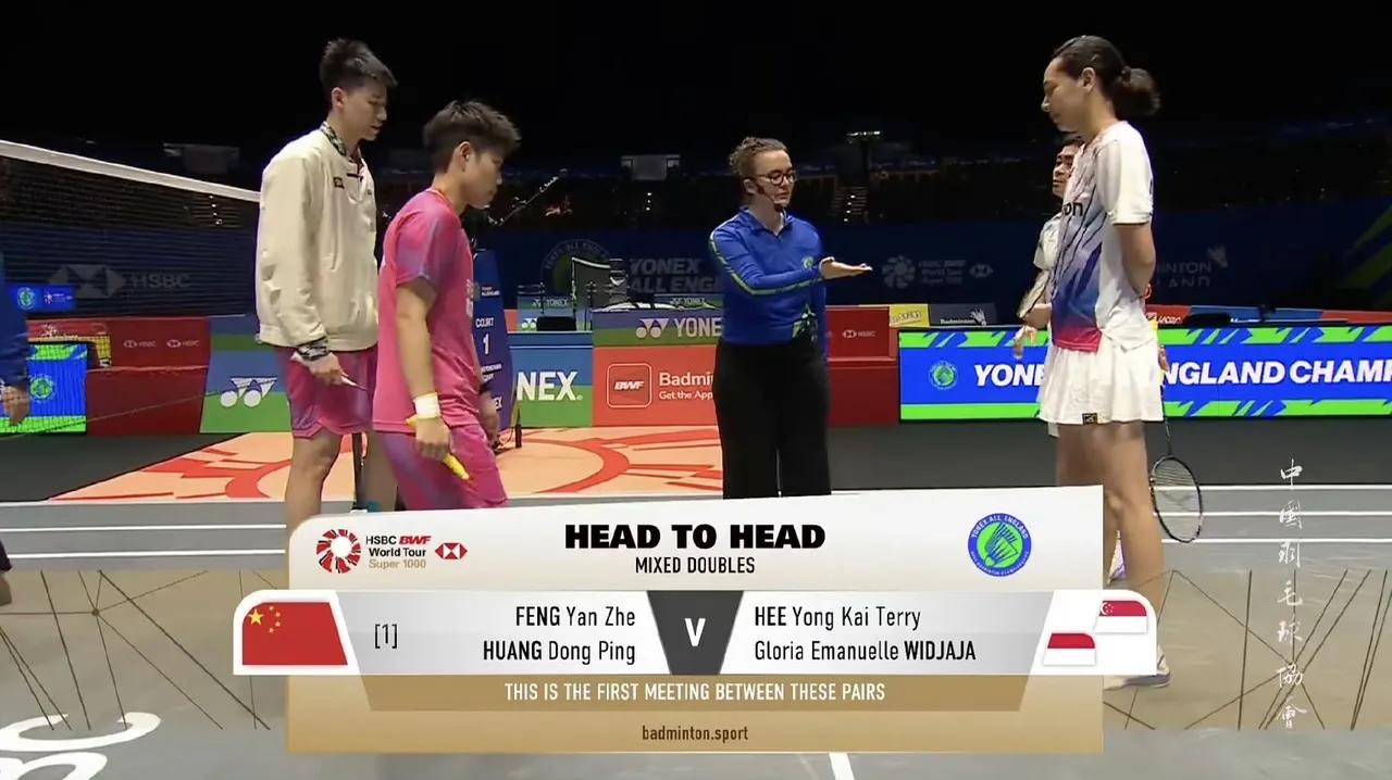 第一场就这么吓人[捂脸]，
冯彦哲/黄东萍🇨🇳首轮惊险晋级！
刚刚，冯彦哲/