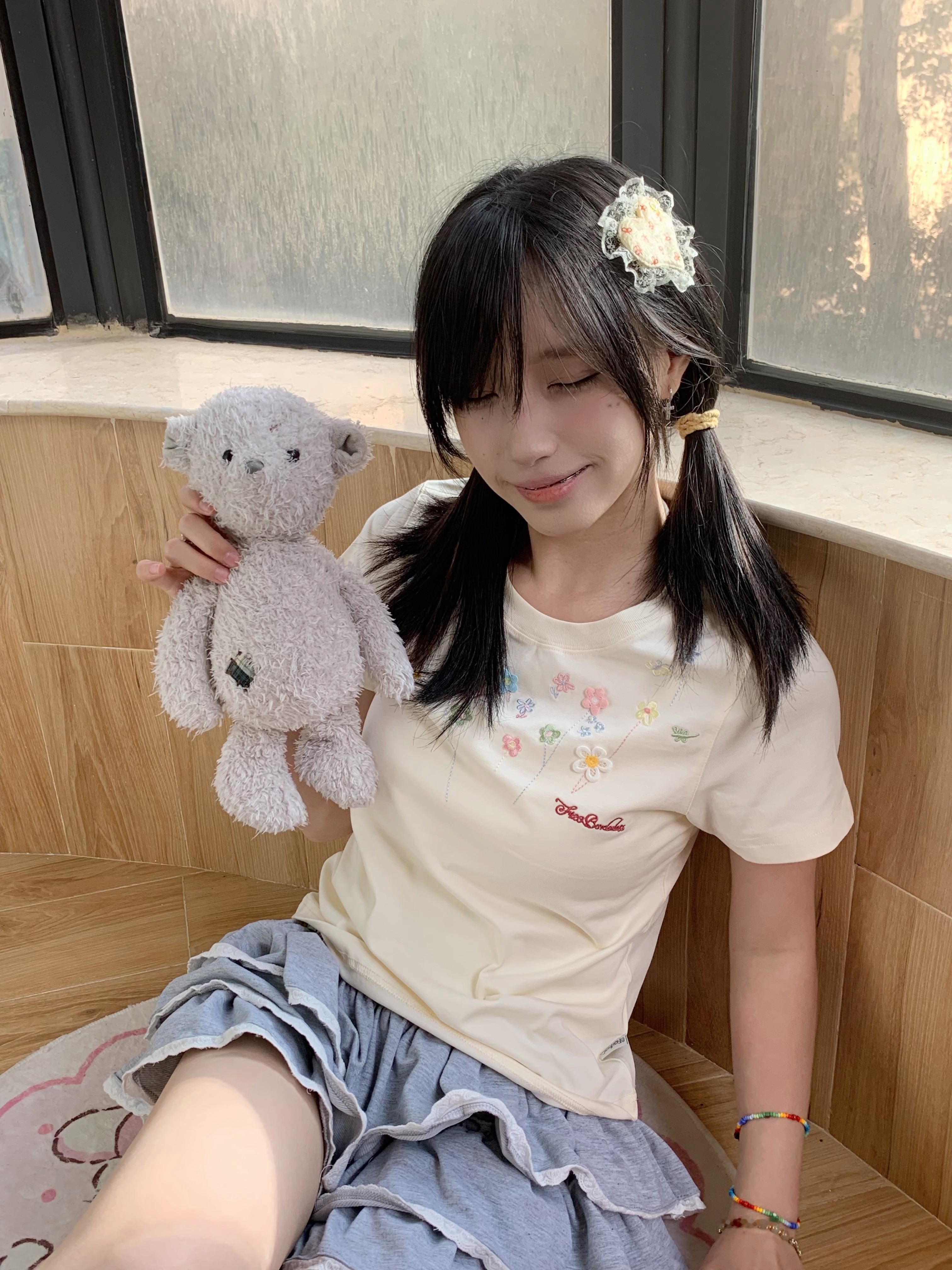 朋友家的小猫🍎xr（发饰、裙子是👯‍♀️的） ​​​