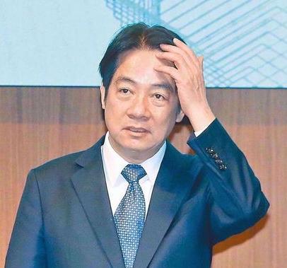 赖清德逃跑倒计时！当他狼狈不堪的，对着三千万台湾同胞喊出“不许投降”时，不禁让人