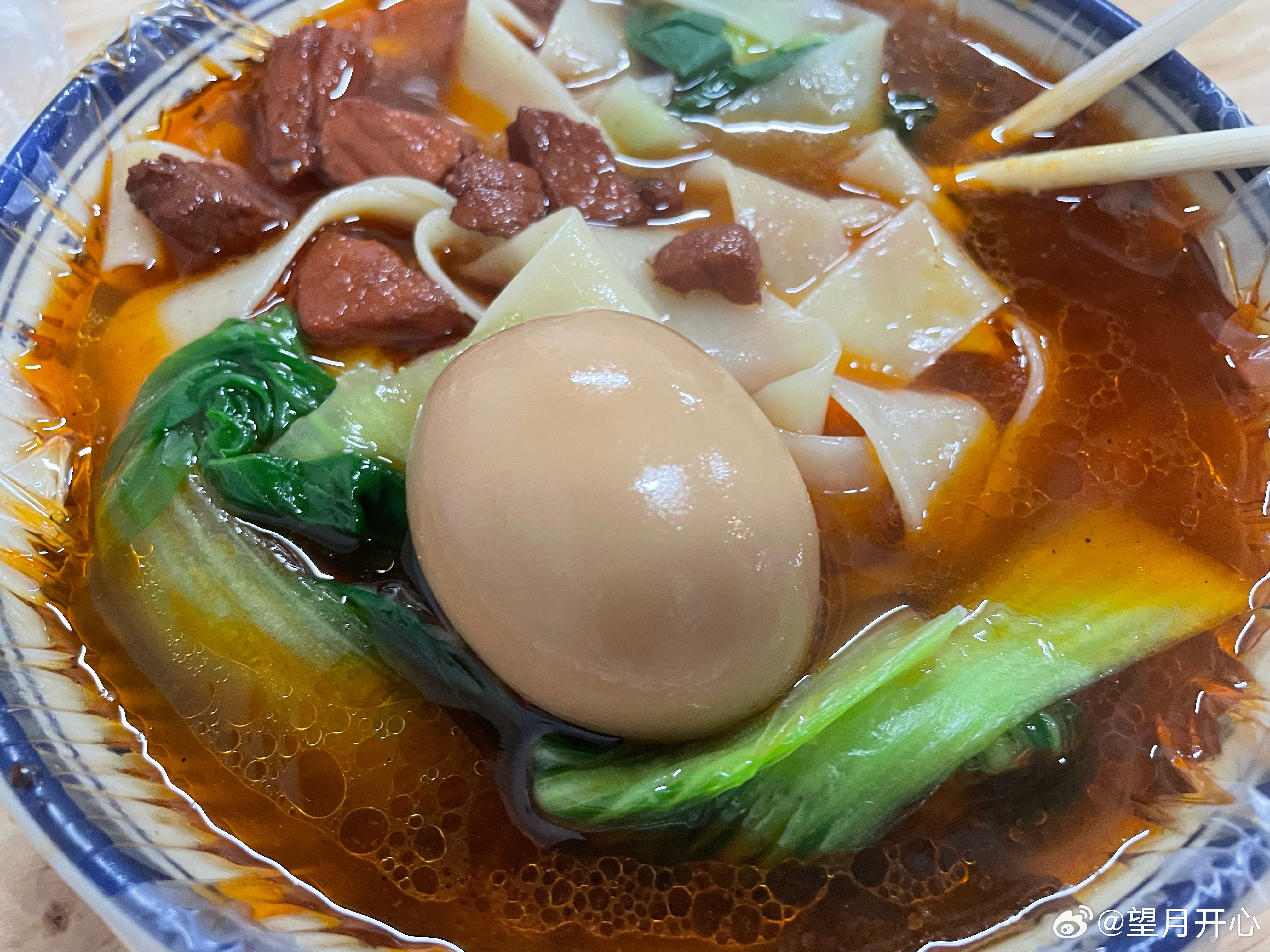 茌平的板面真不错这家真有牛肉的板面还有一个蛋，牛肉不少小份八块生意超级好 聊城·