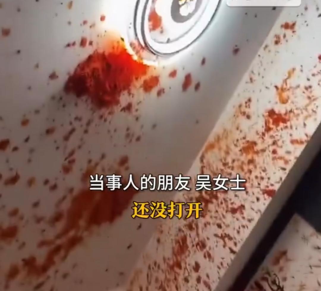 只听“砰”一声爆炸，平时干净整洁的温馨小屋，立马变“血腥”现场！
前不久，贵州遵