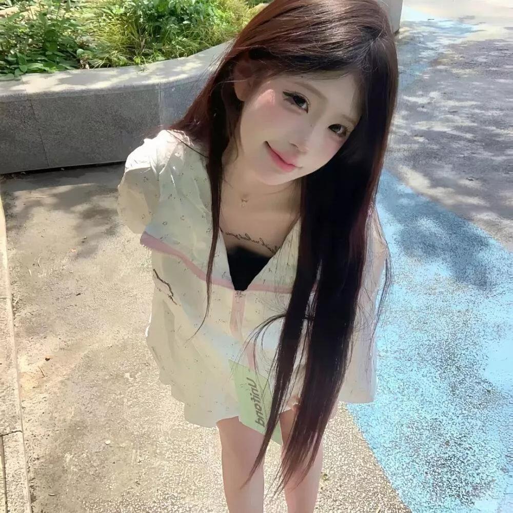 阳光下的微笑，温柔的午后时光🌞💕少女感笑容 元气满满的微笑 明媚阳光感 秋日