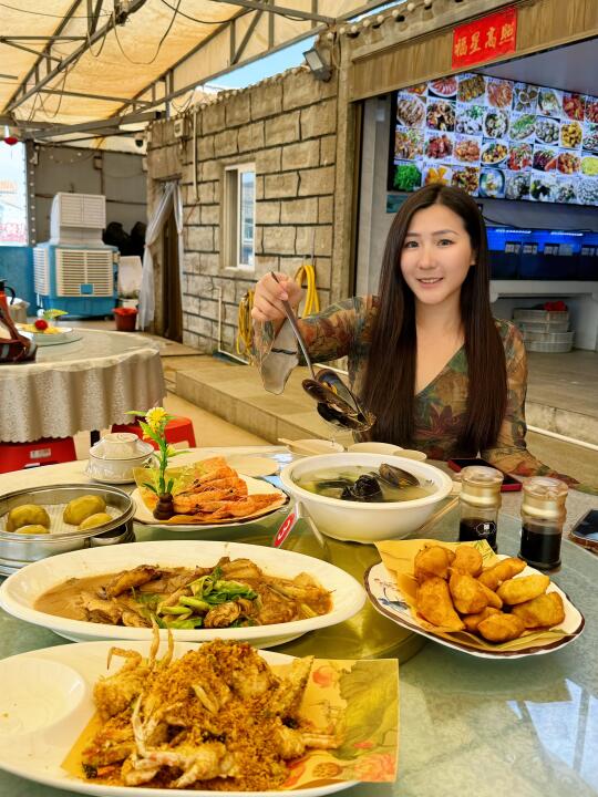 来平潭一定要尝尝王记海鲜🦀 	 带妈妈来平潭旅游了 这家店就在68海...