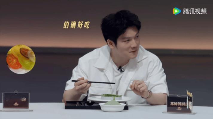 一饭封神沉浸式吃饭直拍一饭封神不止是干饭人，更是懂共情的品鉴者。樊振东在节目里不