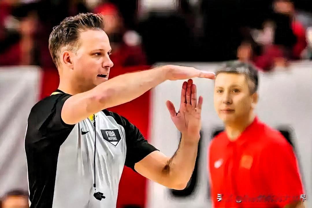 这位道貌岸然的白人裁判简直就是新西兰篮球人的耻辱！昨日中日男篮背水一战，如果没有