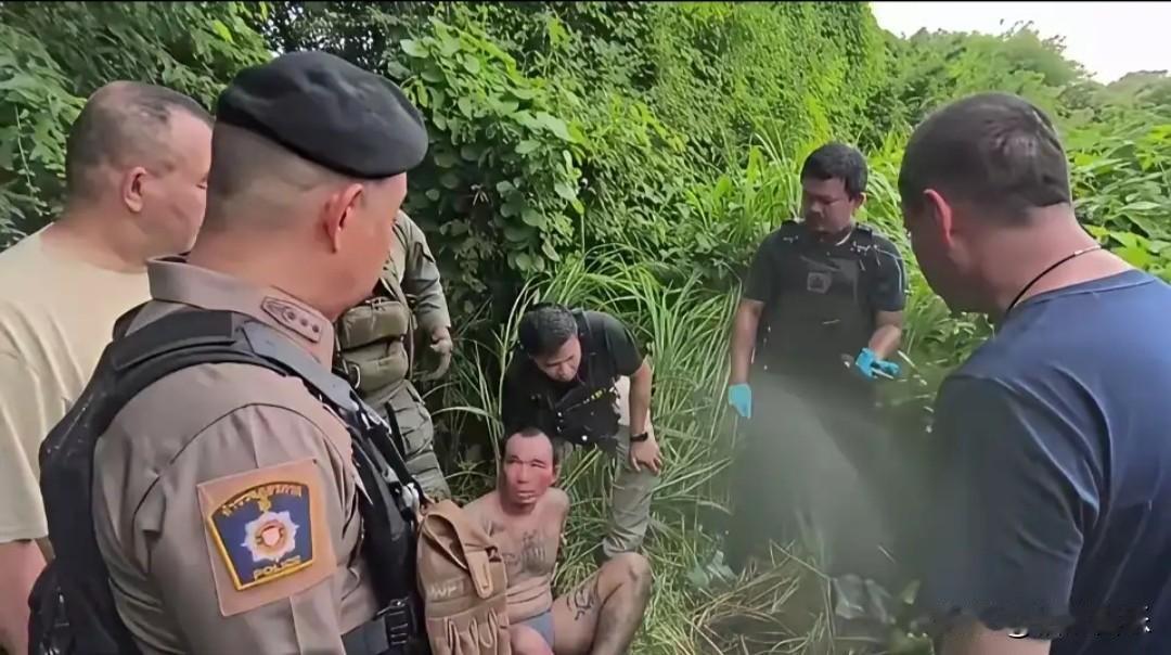 刚看到泰国那起杀害俄罗斯姐弟的案子，真的让人脊背发凉。这哪是人啊，简直就是个游荡