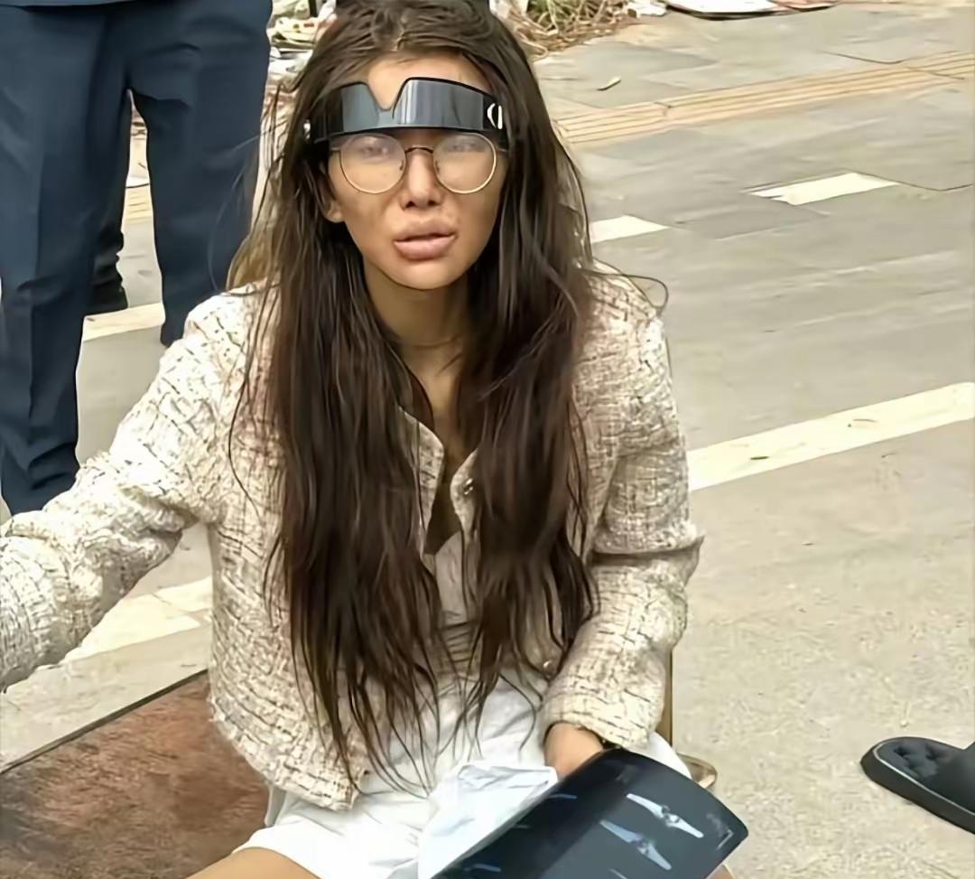 20岁的网红吴某桢，在柬埔寨经历了高薪诱惑、感情欺骗、毒品和疾病，最后房东成了她