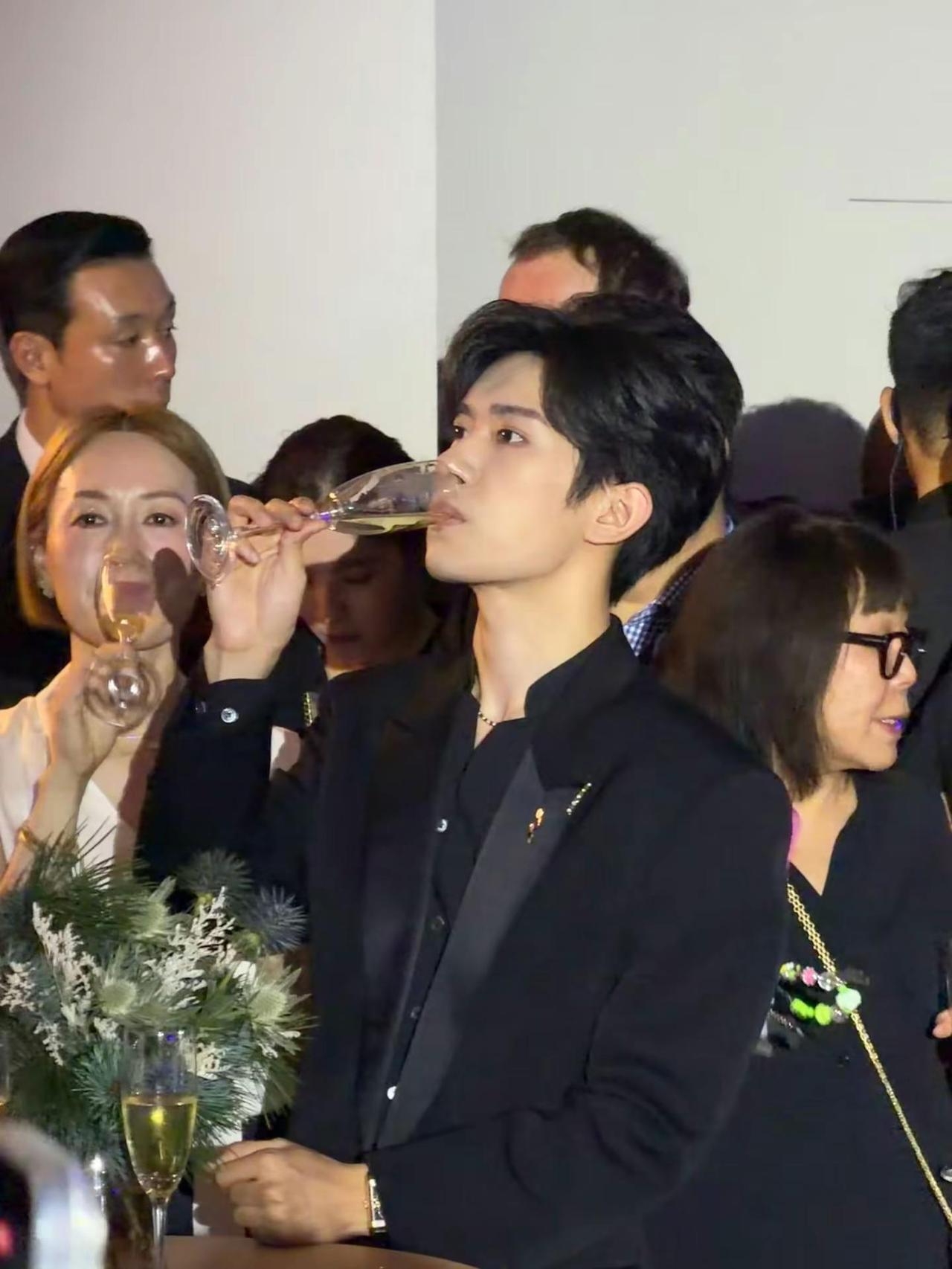 入秋，是温柔的安定感与平静的幸福感