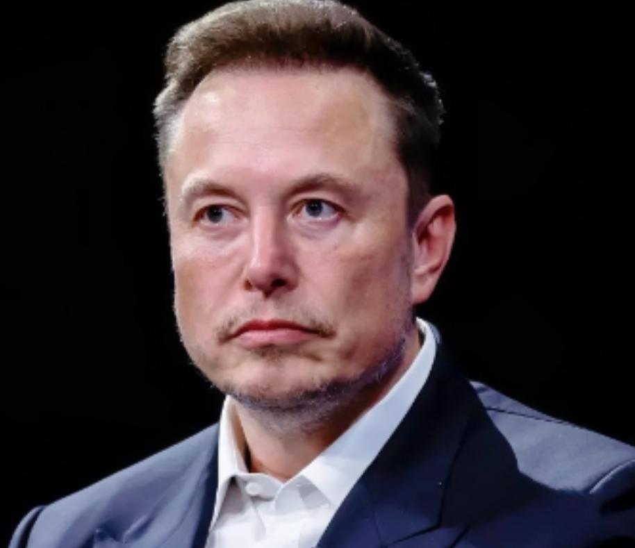 马斯克派SpaceX和特斯拉联合团队访华，藏着不小的算计。
 
他本想悄无声息走