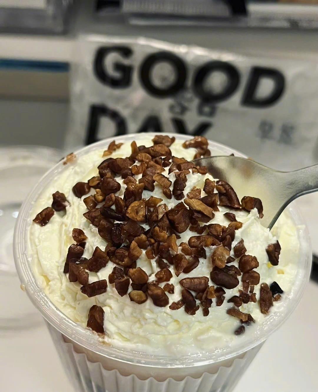 📸 ˎˊ˗ ☺︎𝐘𝐞𝐞𝐞𝐞 ✌︎ ʺ̤“拍的不是照片 是生活的快乐”