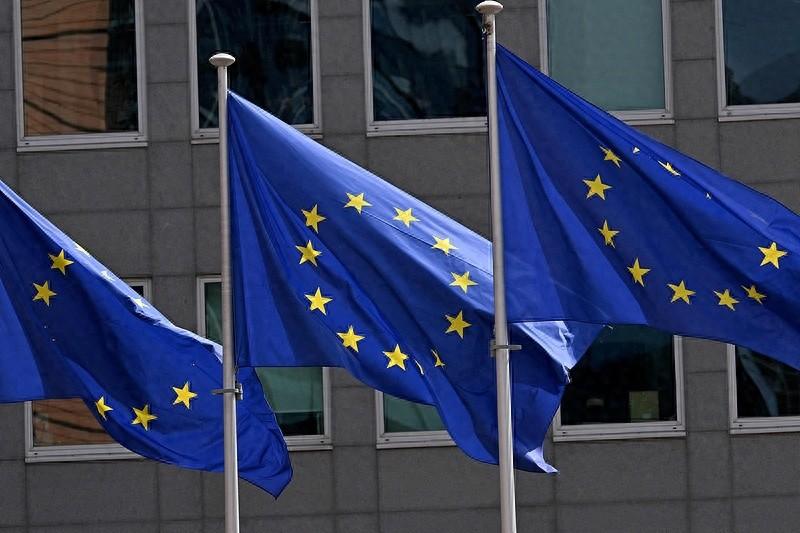 欧盟这次是真的急眼了，直接硬刚以色列，一点面子都不给。
 
3月19号欧洲理事会