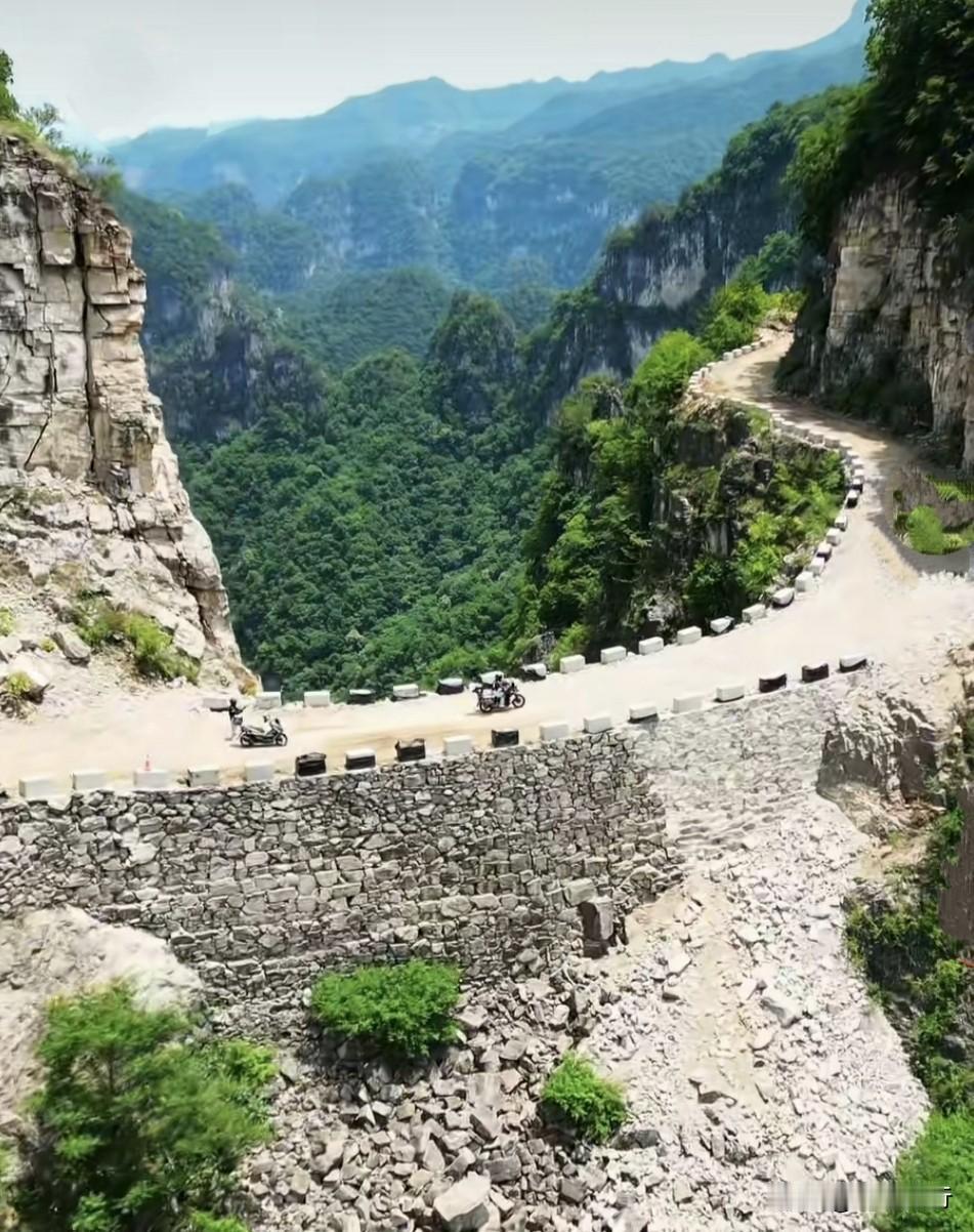 磨马古道，一条适合摩托车越野的风景通道！

磨马古道即磨河到马武寨的山间小路，路