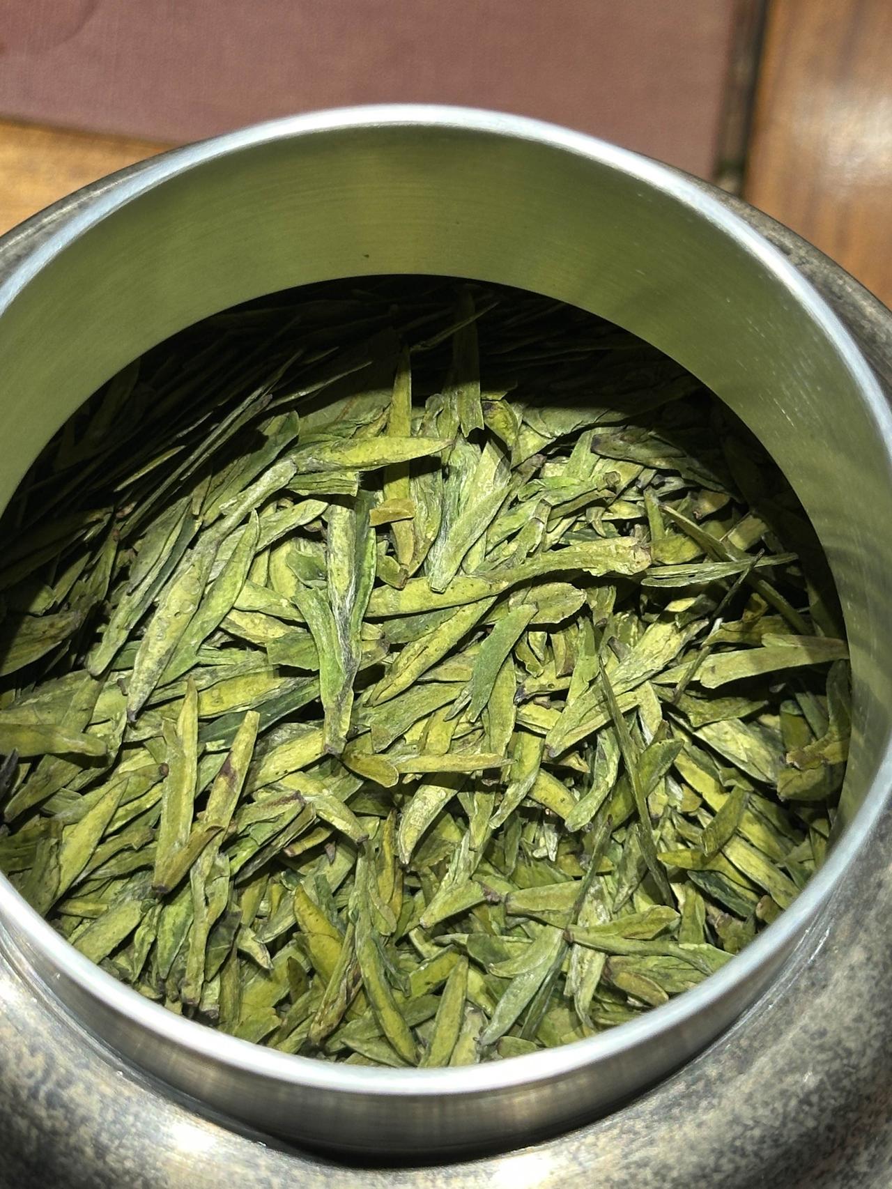 生普配绿茶，有没有谁试过？今天用西湖龙井和冰岛老寨，按照3：2，茶水比大概1比4