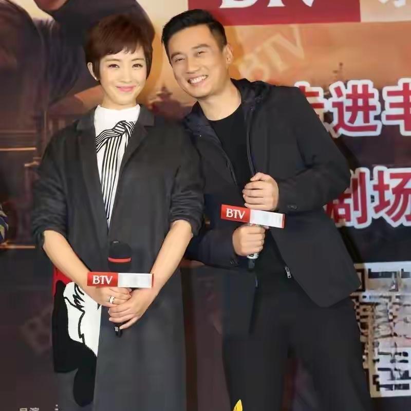 男人长相如此帅气，女的长相如此漂亮
他们两个人都是演员，要演技有演技，要颜值有颜