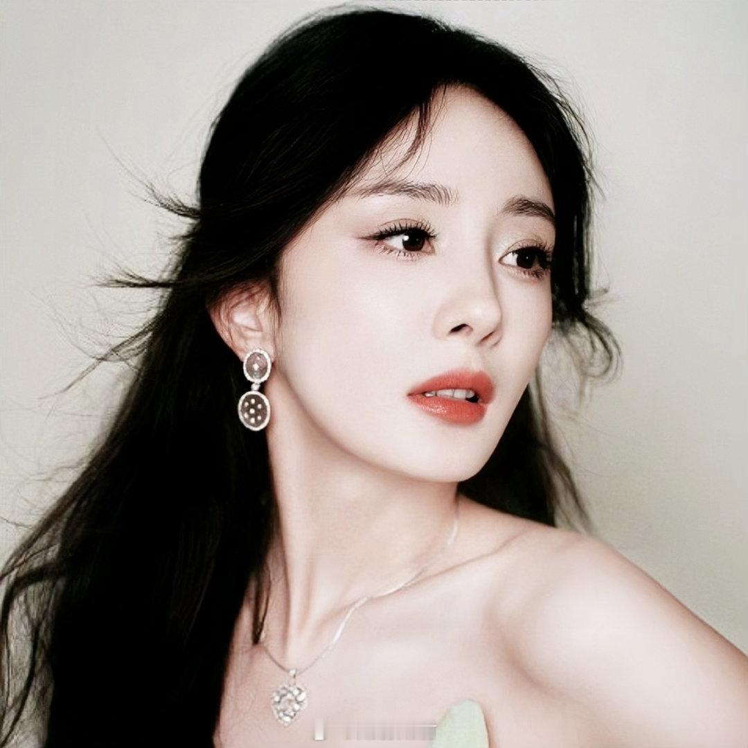 杨幂 