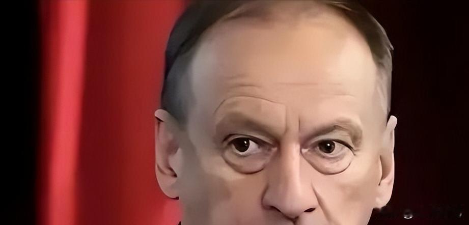 美国为何突然对华“退让”？背后真相扎心了

说实话，看到美国最近这些动作，真是让