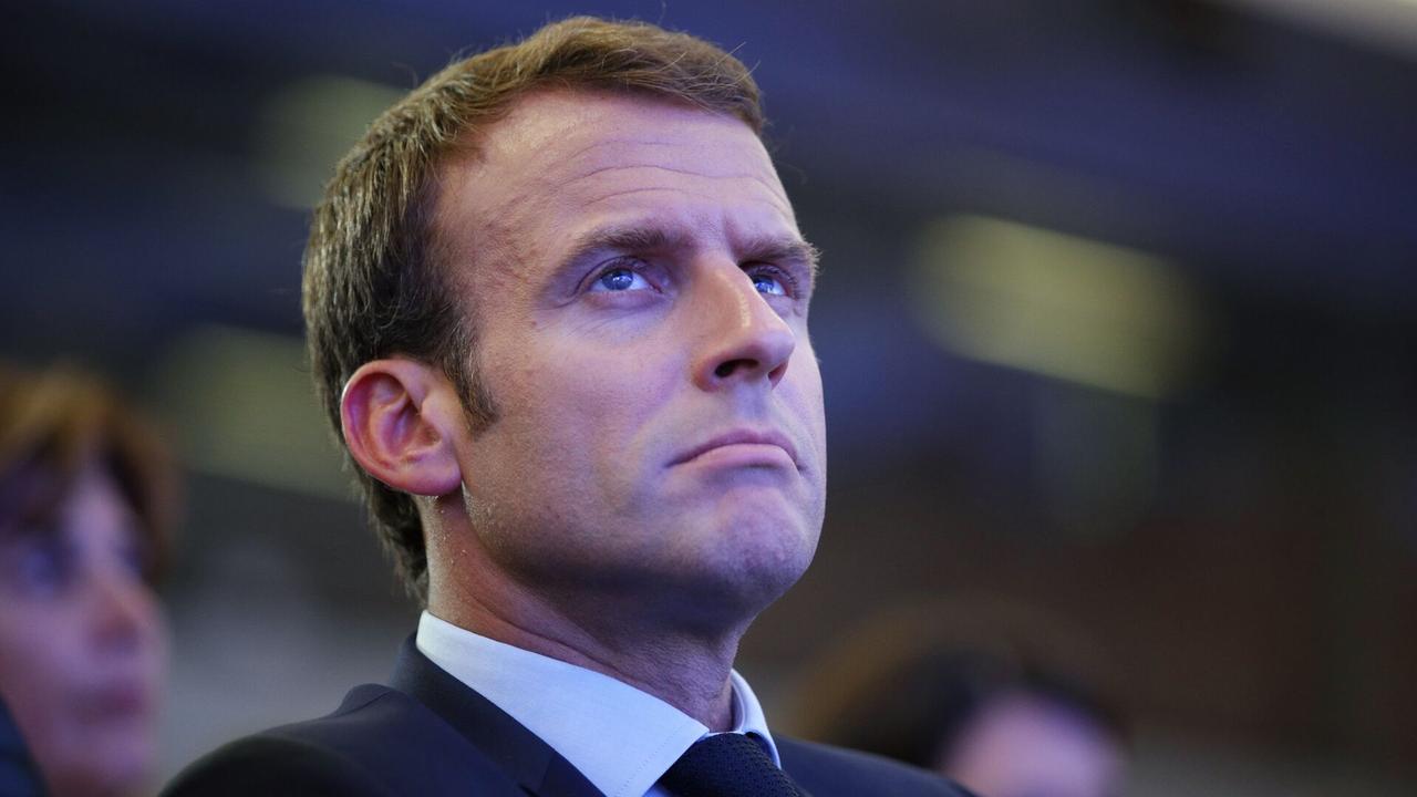 马克龙要被气炸了，达索航空股价骤跌，印度这是在用法国战机给中国武器打广告啊。印巴