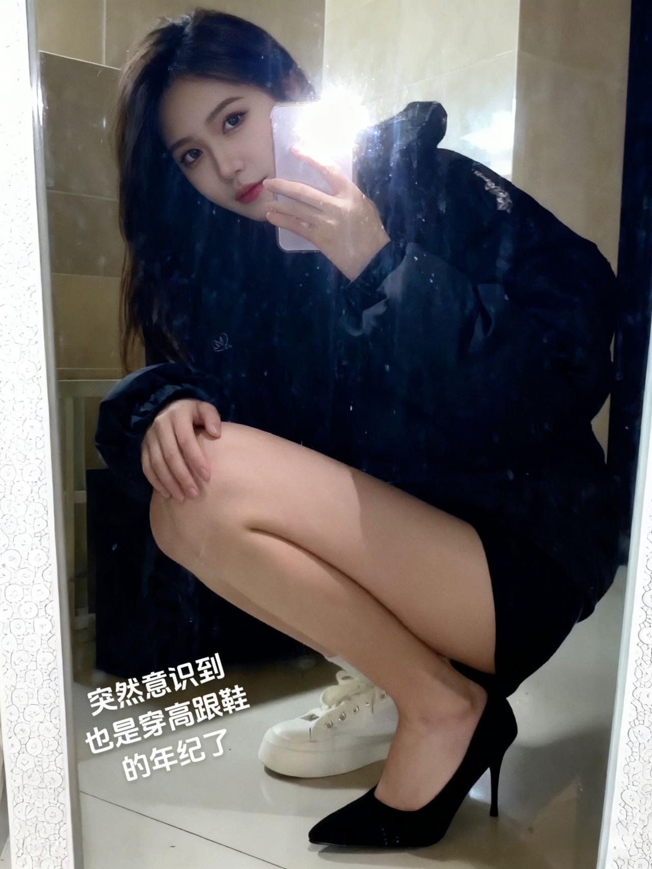 平底鞋觉得自己还小 穿上高跟鞋明白自己是职场人