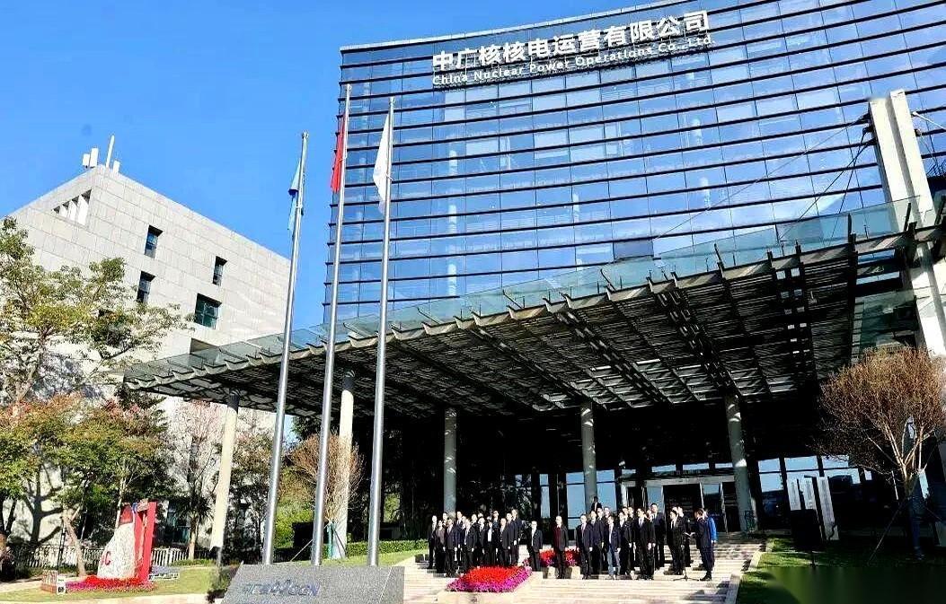 中广核运营的总部，从深圳，搬回了二十年前出发的地方——大亚湾。
绕了一大圈，十年
