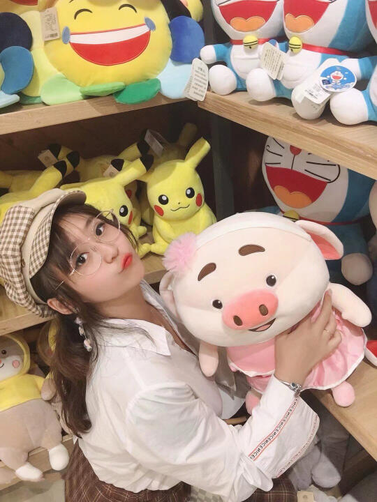 存一些甜妹拍照姿势📸！