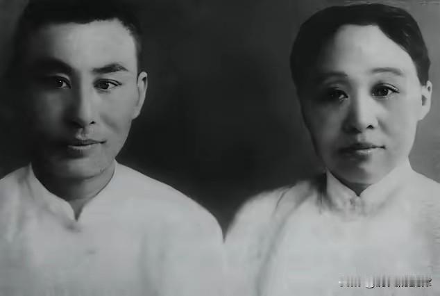 1916年最浪漫的盲婚！洞房才初见，相守一辈子，妻子离世后他终身未再娶
 
19