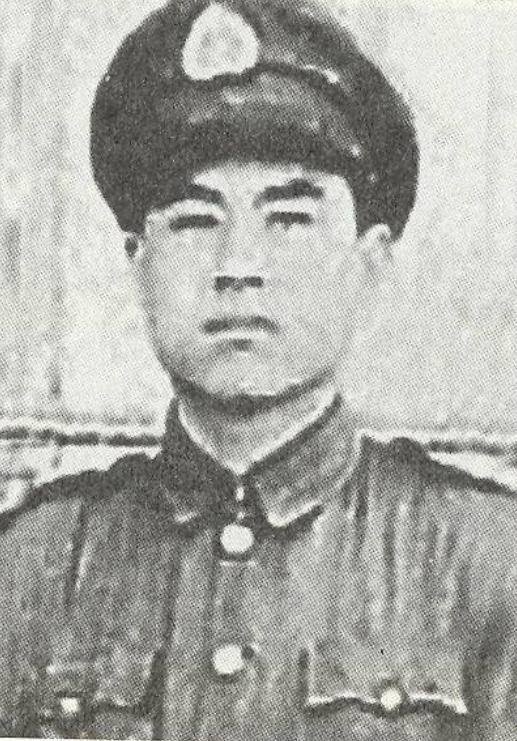 1954年头号飞贼段云鹏落网，毛主席听完抓捕经过幽默调侃：段云鹏不是会飞檐走壁吗