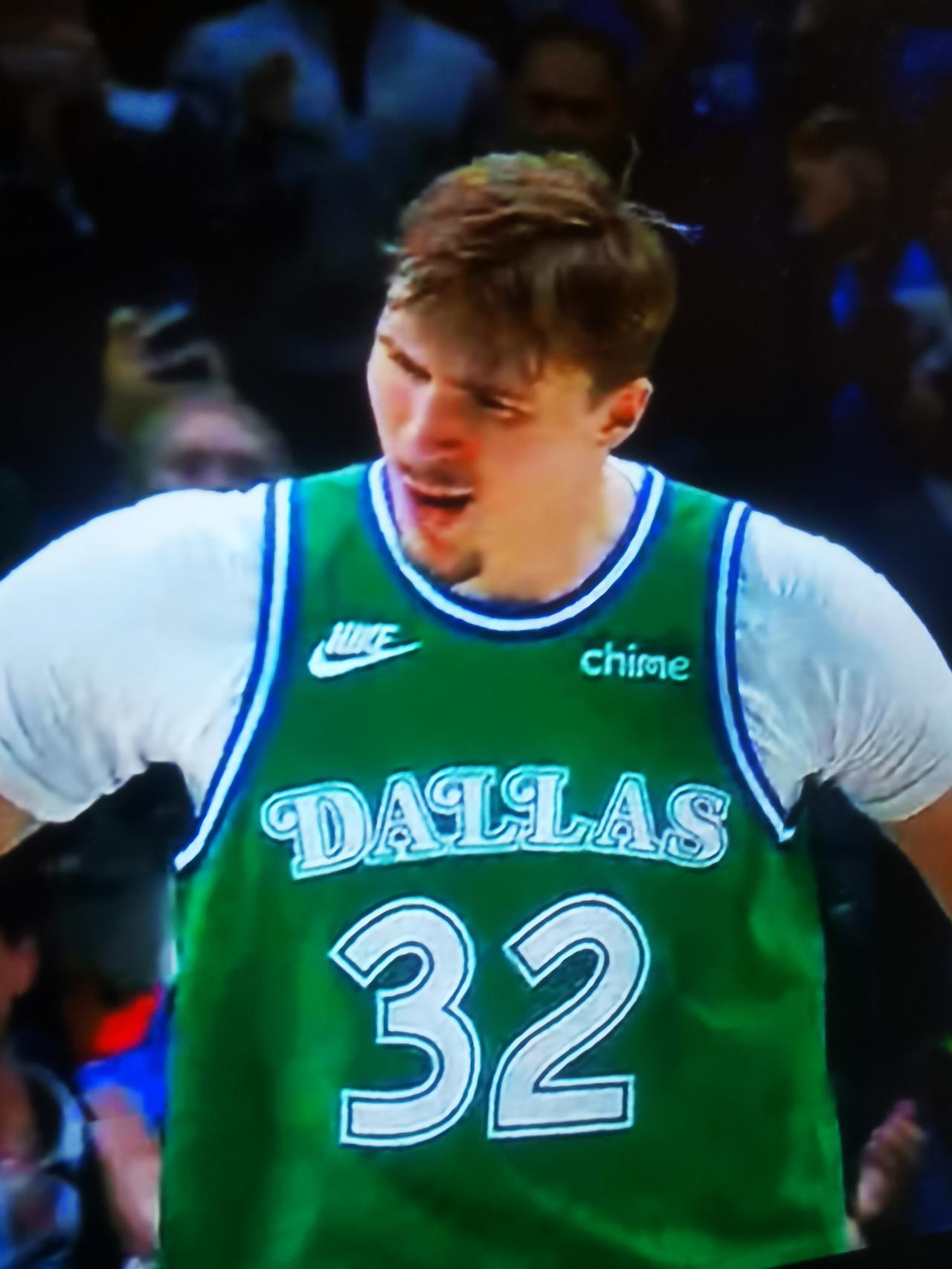 拯救尼克科里森名声的唯一希望

        在短短3年时间里，小牛队总经理尼