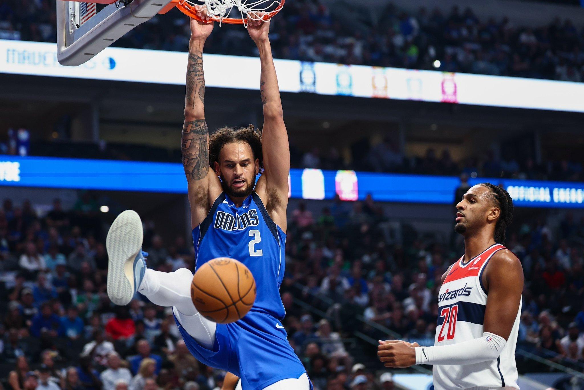 莱夫利右脚肿胀和不适，将在7-10天后复查，他将至少错过未来三场比赛。赛季前19