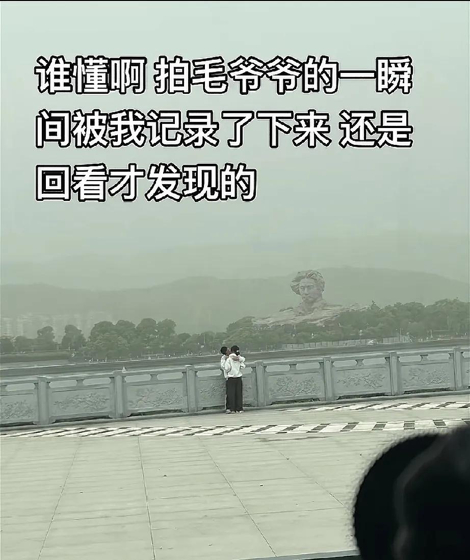 盛世的美好在他的注视下