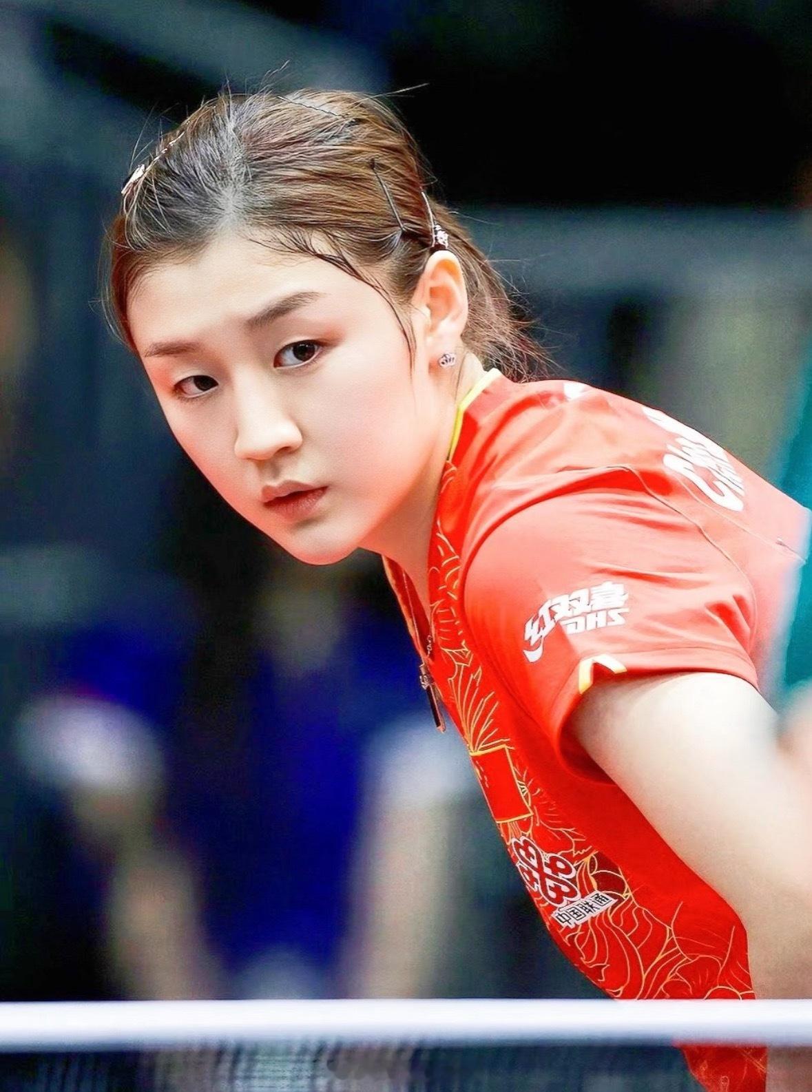 在全国上下关注粤港澳全运会的热烈氛围中，乒乓球名将陈梦用一场场精彩的比赛，宣告着