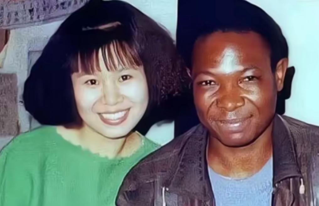 1996年清华女硕士不顾父母以死相逼远嫁非洲，母亲哭到昏厥父亲一夜白头，到了才知