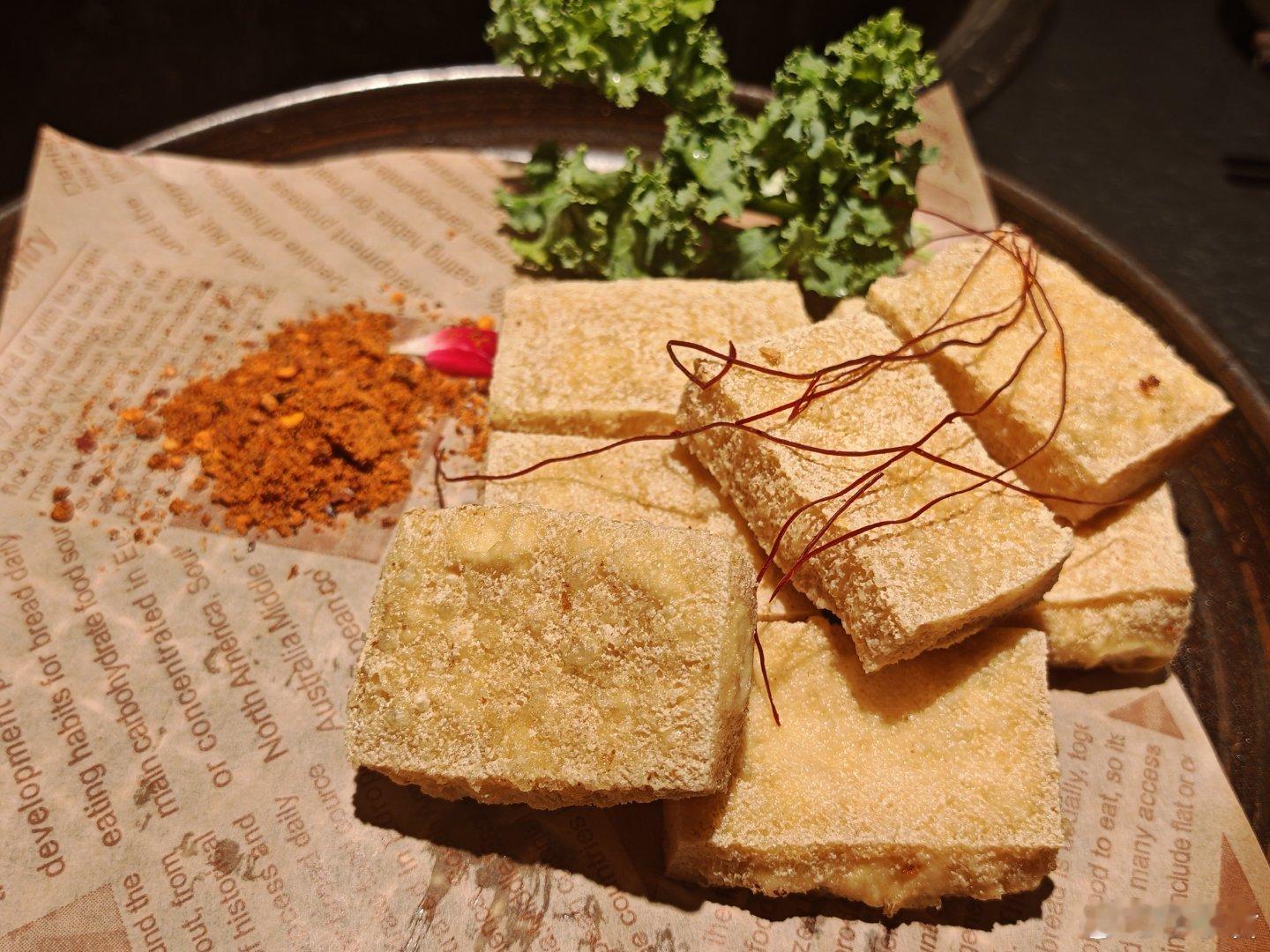 又特地去食这个云南菇菌歺餐了早些日子第一次吃之后，一试难忘心心念念的，隔些日子又