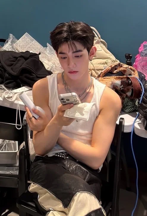 章昊的脱上衣承诺✅
