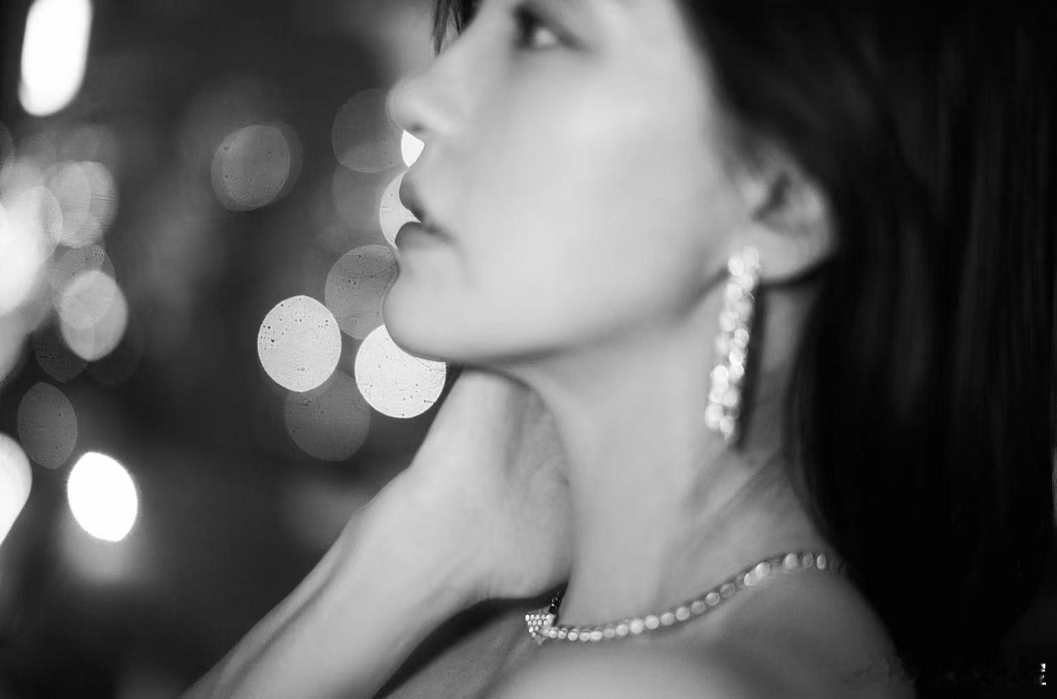 不讨好谁的美感 王智 自带独特气场 ​​​